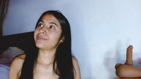 Snapshot of jenner_lena chatting on June 2026 06:33:01 AM jenner_lena online show from June 2026 06:33:01 AM