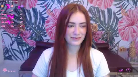 Snapshot of jenni_arango chatting on June 2026 01:43:01 PM Jenny online show from June 2026 01:43:01 PM