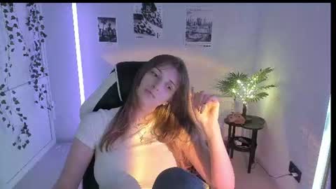 Snapshot of jenniestar chatting on July 2026 03:36:02 PM Karla online show from July 2026 03:36:02 PM