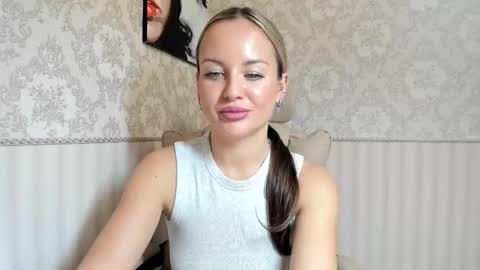 Jennifer online show from December 2025 11:38:02 AM