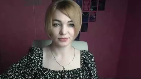 Snapshot of jennifer_cuttie chatting on April 2026 05:49:02 AM Jennifer online show from April 2026 05:49:02 AM
