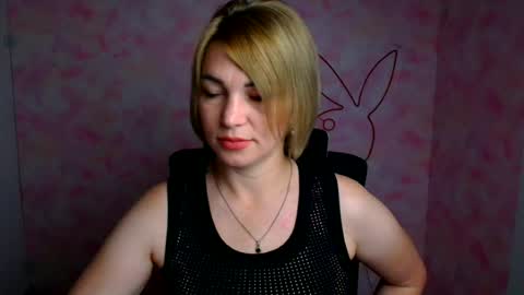 Snapshot of jennifer_cuttie chatting on June 2026 05:25:01 AM Jennifer online show from June 2026 05:25:01 AM