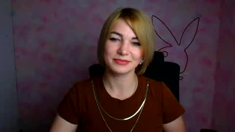 Snapshot of jennifer_cuttie chatting on July 2026 12:01:02 PM Jennifer online show from July 2026 12:01:02 PM