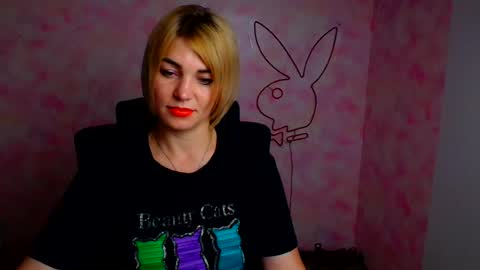 Snapshot of jennifer_cuttie chatting on July 2026 11:50:02 AM Jennifer online show from July 2026 11:50:02 AM