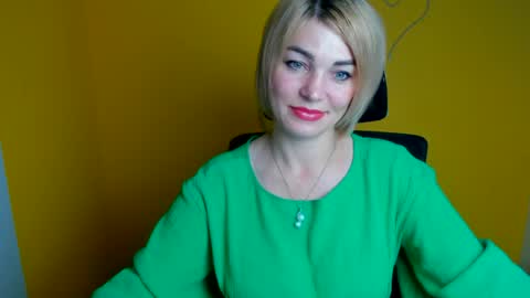 Snapshot of jennifer_cuttie chatting on July 2026 12:14:01 PM Jennifer online show from July 2026 12:14:01 PM
