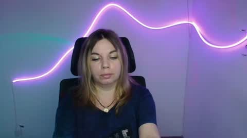 Jennifer online show from September 2025 06:07:01 AM