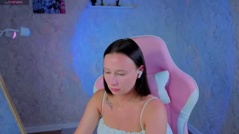 Snapshot of jennifer_richh chatting on July 2026 01:40:01 AM jennifer online show from July 2026 01:40:01 AM