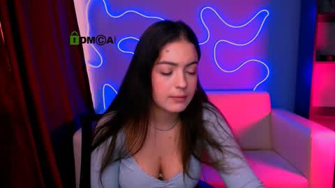 jennifer_sheil online show from March 2026 12:00:01 PM