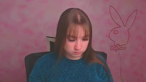 Jennifer online show from December 2024 06:33:01 AM