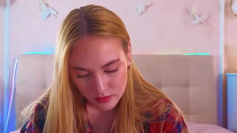 jennifercamprell online show from April 2026 07:09:02 PM