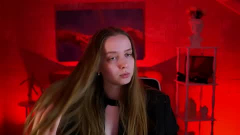 Snapshot of jennifergraces chatting on May 2026 06:39:01 PM Jennifer online show from May 2026 06:39:01 PM