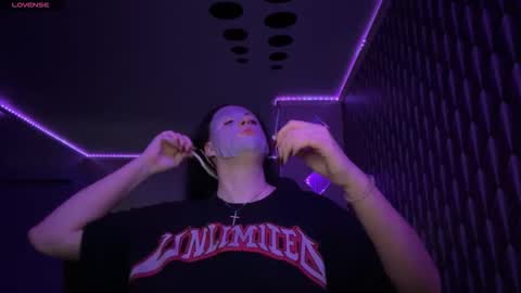 Jenny online show from January 2026 08:47:01 PM