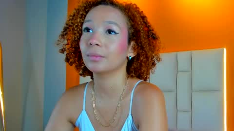 jenny__lawrence online show from April 2026 03:50:01 AM