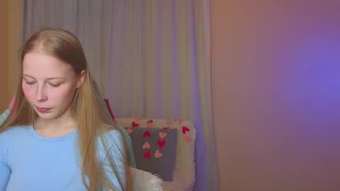 Snapshot of jenny_angelok chatting on February 2025 10:22:01 AM Next broadcast on December 05 subject to change online show from February 2025 10:22:01 AM