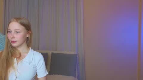 Snapshot of jenny_angelok chatting on February 2025 12:52:02 PM Next broadcast on December 05 subject to change online show from February 2025 12:52:02 PM