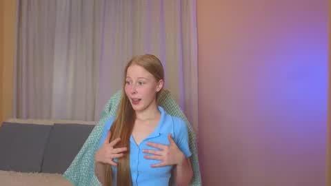 Snapshot of jenny_angelok chatting on March 2025 09:57:01 AM Next broadcast on December 05 subject to change online show from March 2025 09:57:01 AM