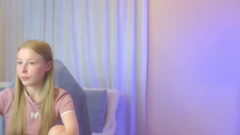 Snapshot of jenny_angelok chatting on September 2025 10:37:01 AM Next broadcast on December 05 subject to change online show from September 2025 10:37:01 AM