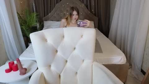 Snapshot of jenny_bunny_ chatting on June 2026 01:30:02 AM jenny_bunny_ online show from June 2026 01:30:02 AM