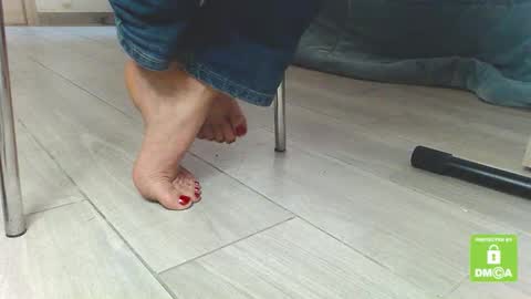 Snapshot of jenny_fighterfeet chatting on February 2025 11:36:01 AM Jenny online show from February 2025 11:36:01 AM