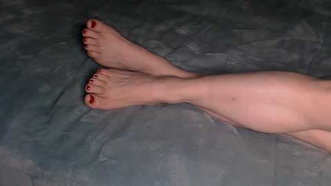 Snapshot of jenny_fighterfeet chatting on February 2025 10:42:02 PM Jenny online show from February 2025 10:42:02 PM