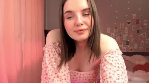 Snapshot of jenny_hopkins chatting on February 2026 03:14:02 AM Fairy Jenny online show from February 2026 03:14:02 AM