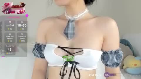 Jenny online show from October 2025 02:37:02 AM