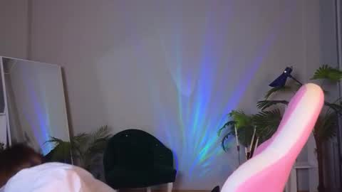 jennyfer_me online show from November 2025 11:43:02 AM