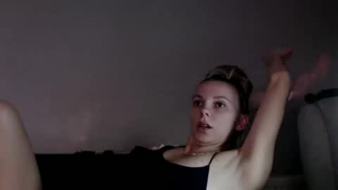 jennyfrost online show from October 2025 07:26:02 PM