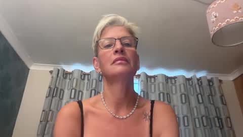 JennyHazel online show from September 2025 03:13:01 PM