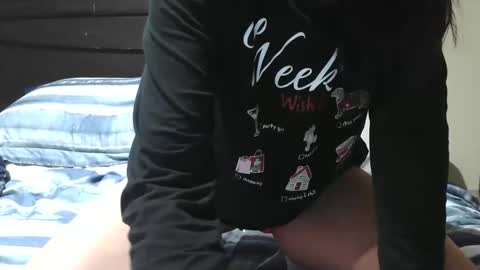 jenroses82 online show from October 2025 12:01:02 AM