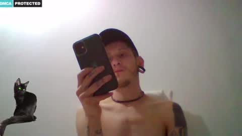 Snapshot of jerelovedfreak chatting on January 2025 02:53:02 AM J online show from January 2025 02:53:02 AM