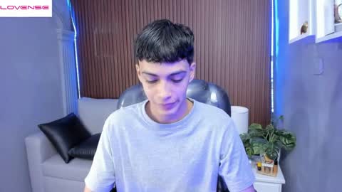  JEREMIAS  online show from April 2026 01:03:02 PM