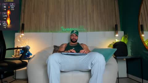 Jeremy online show from January 2025 01:39:02 AM