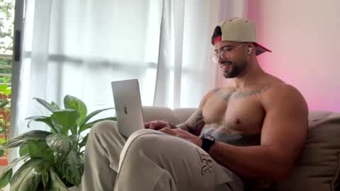 Snapshot of jeremy_harden chatting on June 2026 12:53:01 PM Jeremy online show from June 2026 12:53:01 PM