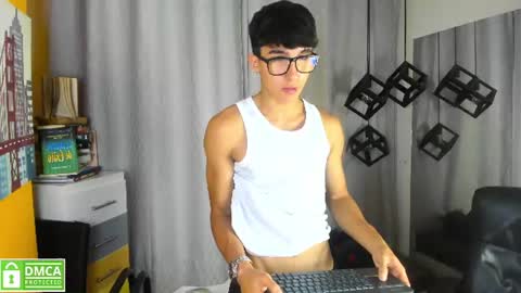 Snapshot of jeremy_job chatting on July 2026 12:00:02 PM Jeremy online show from July 2026 12:00:02 PM