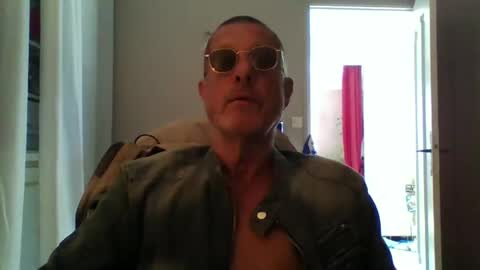 Snapshot of jerflor chatting on October 2025 11:16:01 AM jerflor online show from October 2025 11:16:01 AM