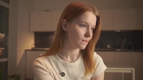 Molly online show from November 2025 03:14:02 PM