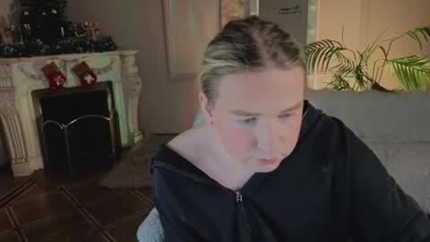 jes_solar online show from December 2025 10:05:02 PM