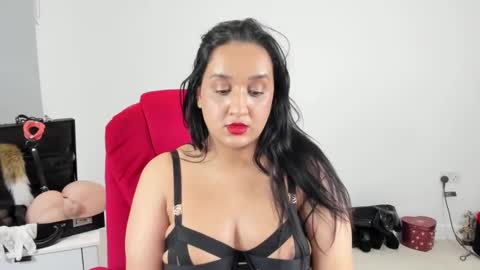 MistressJesicaCoper online show from December 2024 09:47:02 PM