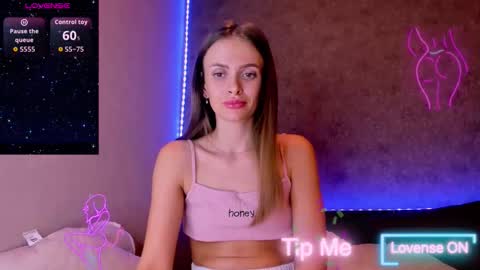 Jess online show from October 2025 09:34:02 PM