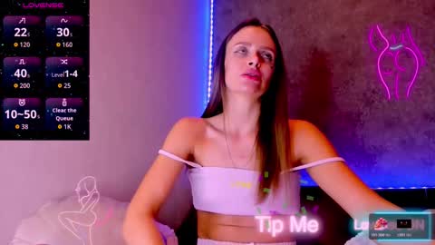 Jess online show from October 2025 09:48:01 PM