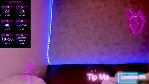 Jess online show from October 2025 10:20:02 PM