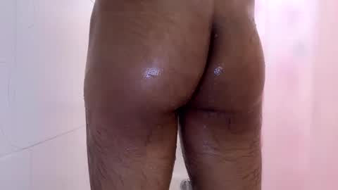 Hungjessy online show from January 2025 07:27:01 PM