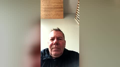 Jesse online show from April 2026 08:42:02 PM