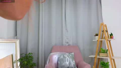 bella  adams online show from January 2025 09:51:02 AM