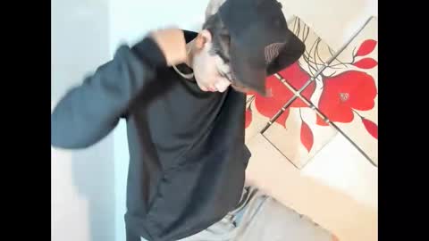 Snapshot of jesshot_bigcock chatting on March 2026 03:01:01 AM jesshot_bigcock online show from March 2026 03:01:01 AM