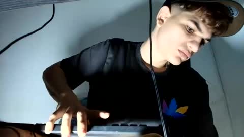 Snapshot of jesshot_bigcock chatting on March 2026 09:35:01 AM jesshot_bigcock online show from March 2026 09:35:01 AM