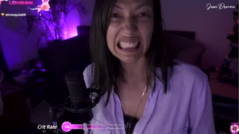 Snapshot of jessi_dreams chatting on December 2024 04:38:02 AM Jessica Gomez online show from December 2024 04:38:02 AM