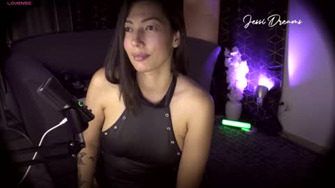 Snapshot of jessi_dreams chatting on October 2025 03:15:02 AM Jessica Gomez online show from October 2025 03:15:02 AM