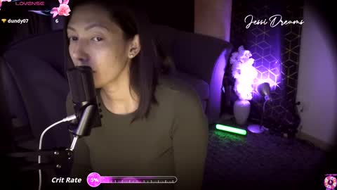 Snapshot of jessi_dreams chatting on October 2025 04:48:01 AM Jessica Gomez online show from October 2025 04:48:01 AM